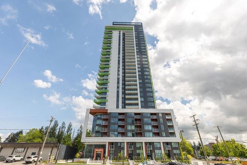 401-10428 Whalley Blvd, Surrey, BC, V3T4H5 | Card Image
