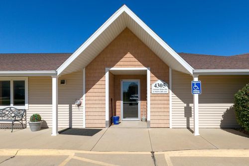 unit-209-4305 Autumn Ridge Rd, Cedar Falls, IA, 50613-8913 | Card Image
