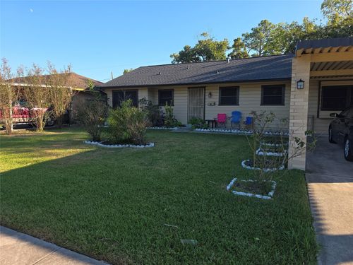 1330 Elton St, Houston, TX, 77034-1018 | Card Image