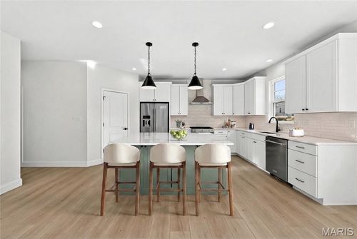 537 Ryehill Dr, Saint Peters, MO, 63376-4498 | Card Image