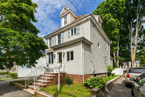 11 Jackson St, Saugus, MA, 01906-3707 | Card Image