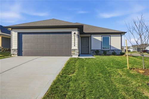 20313 W 195th St, Spring Hill, KS, 66083 | Card Image