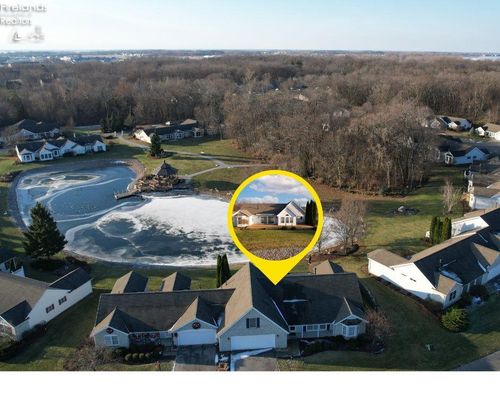 709 N Vineyard Cir, Port Clinton, OH, 43452-4125 | Card Image