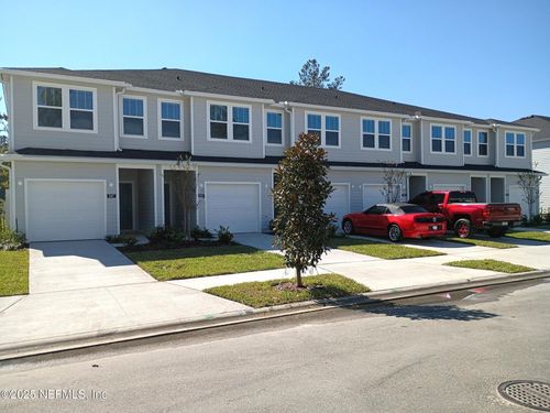 555 Holly Lakes Dr, Orange Park, FL, 32073-6801 | Card Image
