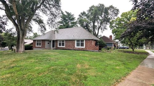 4444 E 107th Ter, Kansas City, MO, 64137-1835 | Card Image