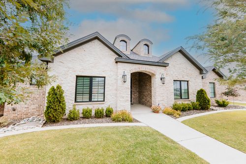 1208 N 14th Place, Wolfforth, TX, 79382 | Card Image