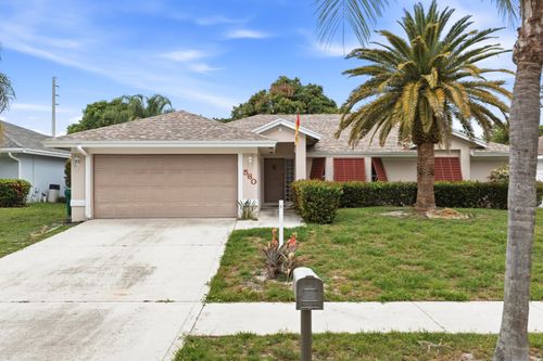 560 N Cypress Dr, Jupiter, FL, 33469-2692 | Card Image