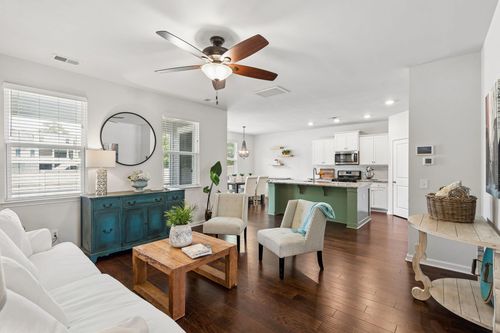 3822 Sawmill Ct, Mount Pleasant, SC, 29429-5702 | Card Image