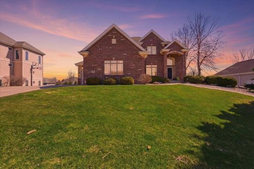 656 Rinpoche Lane, Oregon, WI, 53575 | Card Image