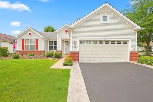 12655 Horseshoe Trl, Huntley, IL, 60142-7454 | Card Image