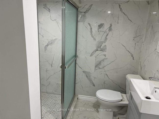 1122 Louis Ave, House other with 3 bedrooms, 3 bathrooms and 4 parking in Windsor ON | Image 23