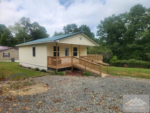 2137 Browning Lambert Mountain Rd, Rock, WV, 24747-5516 | Card Image