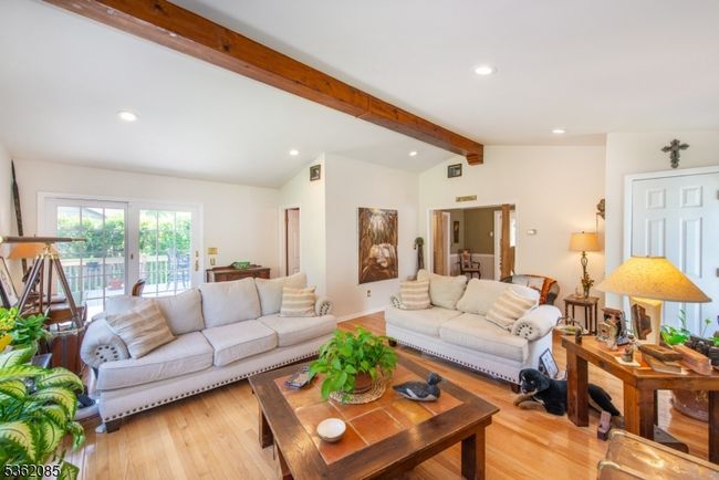 178 Walnut St, House other with 3 bedrooms, 2 bathrooms and null parking in Livingston NJ | Image 13