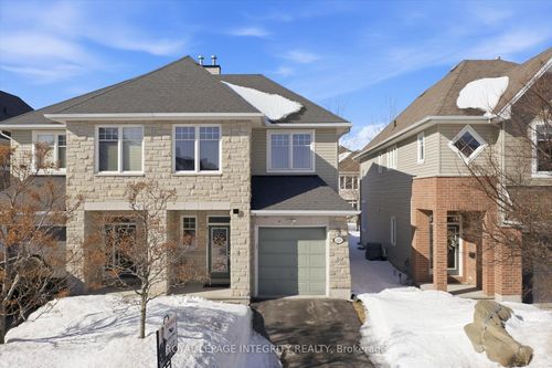 418 Rochefort Cir, Orléans, ON, K4A0M8 | Card Image