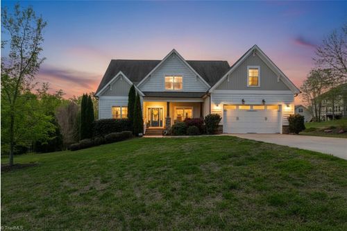5609 Crooked Oak Dr, Summerfield, NC, 27358-9803 | Card Image