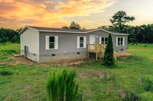 201 Grassy Ln, Bowman, SC, 29018-9601 | Card Image