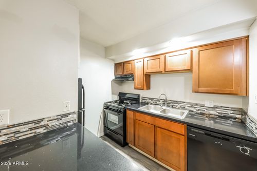 7-6320 N 16th St, Phoenix, AZ, 85016-1536 | Card Image