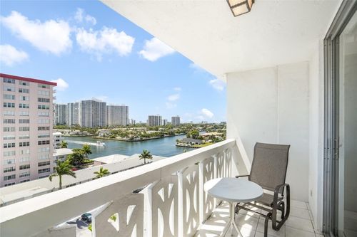 1008-3113 S Ocean Dr, Hallandale Beach, FL, 33009-7258 | Card Image