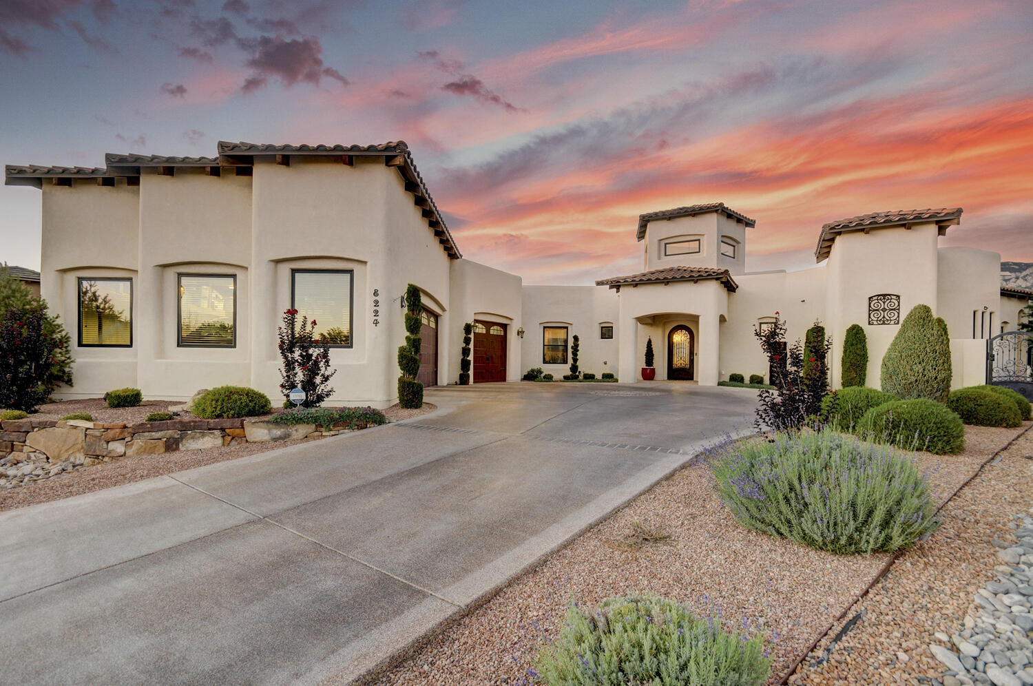 Desert Plume Ln, Albuquerque, NM 87122