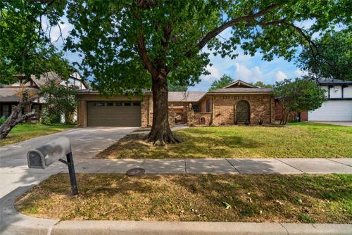 9663 26th Pl, Tulsa, OK, 74129-7013 | Card Image