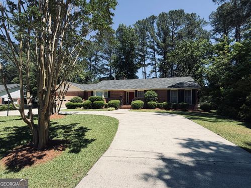683 Chestnut Dr, Thomson, GA, 30824-1820 | Card Image
