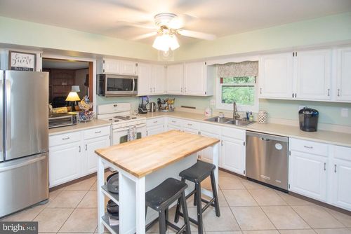 1107 Jarvis Ln, LANSDALE, PA, 19446-6514 | Card Image