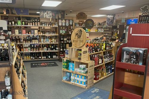 108 S Lane Ave, East Helena, MT, 59635-8921 | Card Image