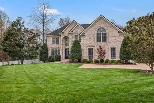 9111 Concord Hunt Cir, Brentwood, TN, 37027-8762 | Card Image