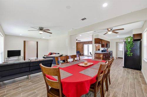 13629 Lynnwood Ln, Sugar Land, TX, 77498-2330 | Card Image