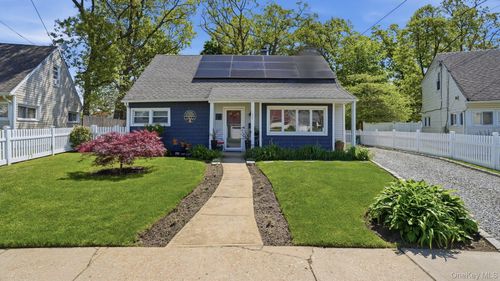 204 Denton Pl, Roosevelt, NY, 11575-1520 | Card Image