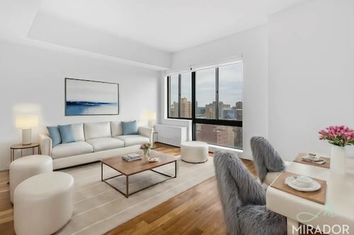 31d-290 3rd Ave, New York, NY, 10010-5537 | Card Image