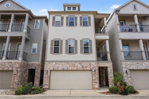 8911 Wind Springs Drive, Houston, TX, 77080 | Card Image