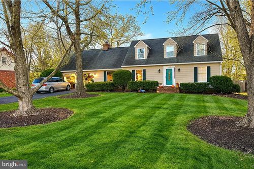 102 Wythe Ave, Stephens City, VA, 22655-5907 | Card Image