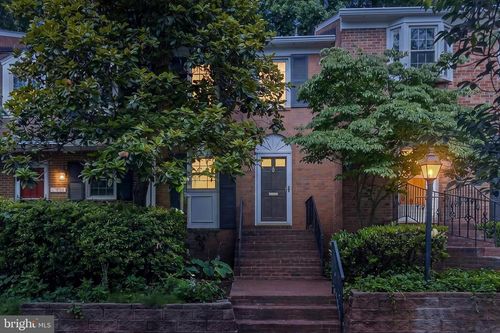 7611 Tiverton Dr, SPRINGFIELD, VA, 22152-2019 | Card Image