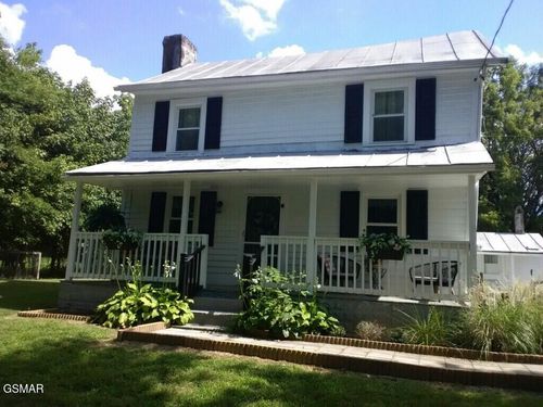 2234 Green Acres Cir, Sevierville, TN, 37862-7262 | Card Image