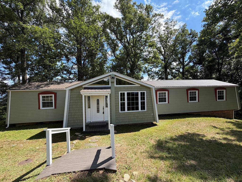 Residential in Hillsville
