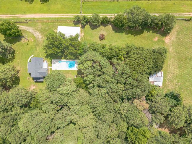 1130 Coan Dr, Home with 3 bedrooms, 2 bathrooms and null parking in Locust Grove GA | Image 71