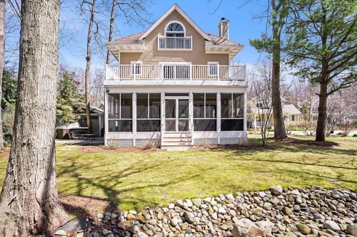 76328 Haven Dr, South Haven, MI, 49090-2144 | Card Image