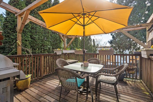 1216 Edinburgh St, House other with 5 bedrooms, 3 bathrooms and 2 parking in New Westminster BC | Image 30