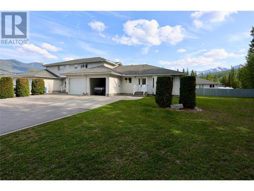12-411 5th Ave S, Golden, BC, V0A1H2 | Card Image