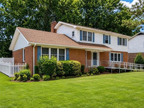 316 Tudor Pl, Chesapeake, VA, 23325-4827 | Card Image