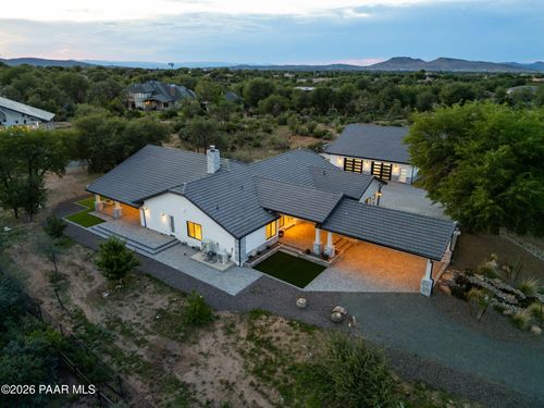 8510 N Valley Oak Dr, Prescott, AZ, 86305-7722 | Card Image