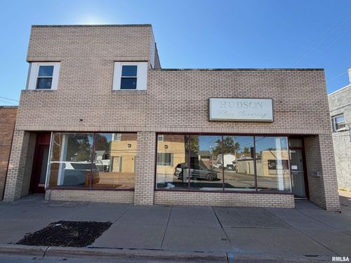 3822 14th Ave, Rock Island, IL, 61201-3801 | Card Image