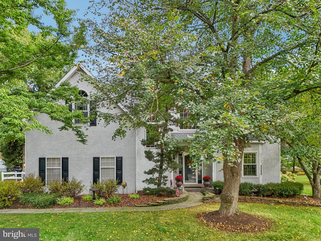 Oak Ridge Ln, Harleysville, PA 19438