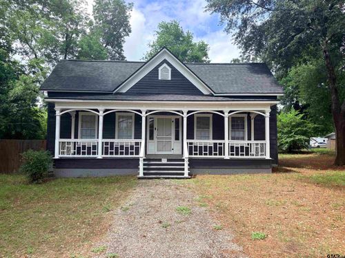 605 E Calvert St, Troup, TX, 75789-2107 | Card Image
