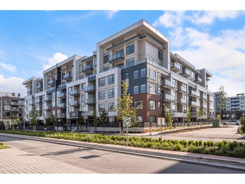 620-7936 206 St, Langley, BC, V2Y3X8 | Card Image