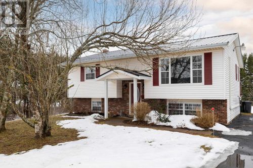 37 Robertson Road, East Royalty, PE, C1C1K6 | Card Image