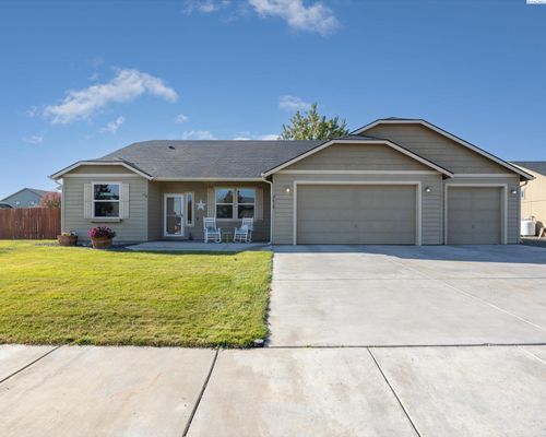 2610 Madrona Loop, West Richland, WA, 99353 | Card Image