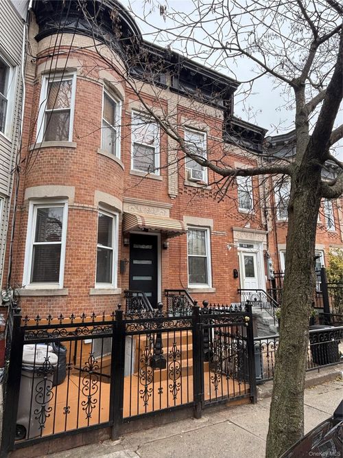 37 Grant Ave, Brooklyn, NY, 11208-1501 | Card Image