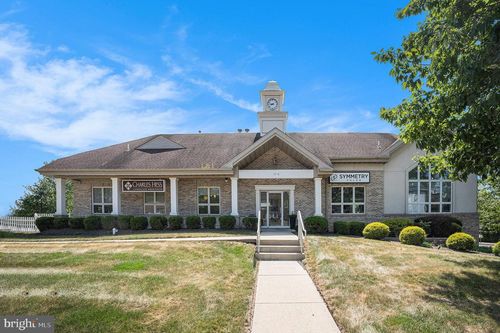 b-1570 Sumneytown Pike, Lansdale, PA, 19446-4883 | Card Image